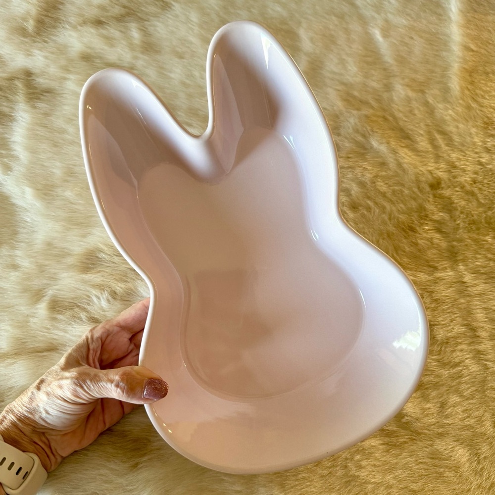 NIB pink R Squared Dining bunny shaped baking dish - Picture 2 of 9